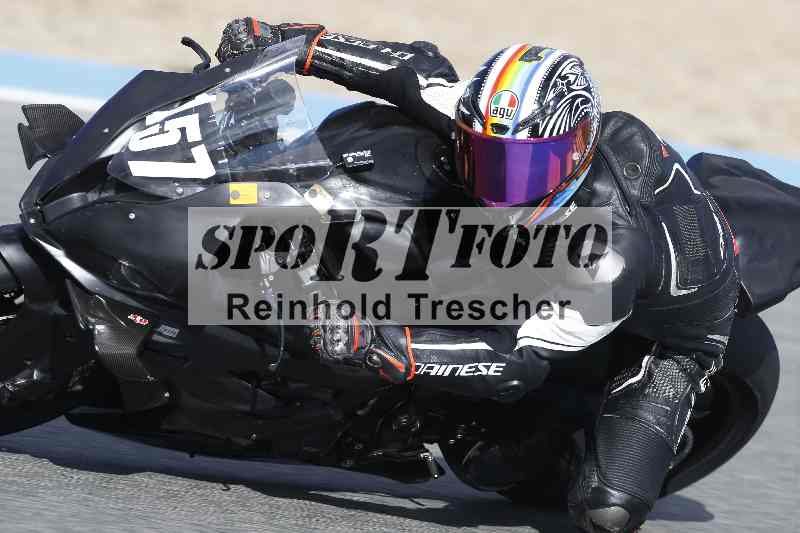 /01 24.-27.01.2025 Moto Center Thun Jerez/schwarz-black/157